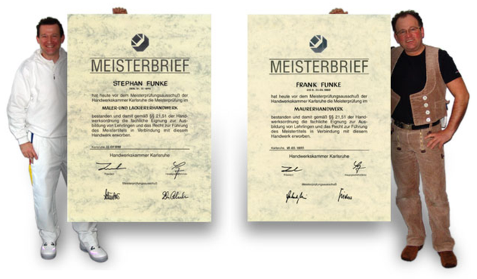 Stephan und Frank Funke mit Meisterbriefen